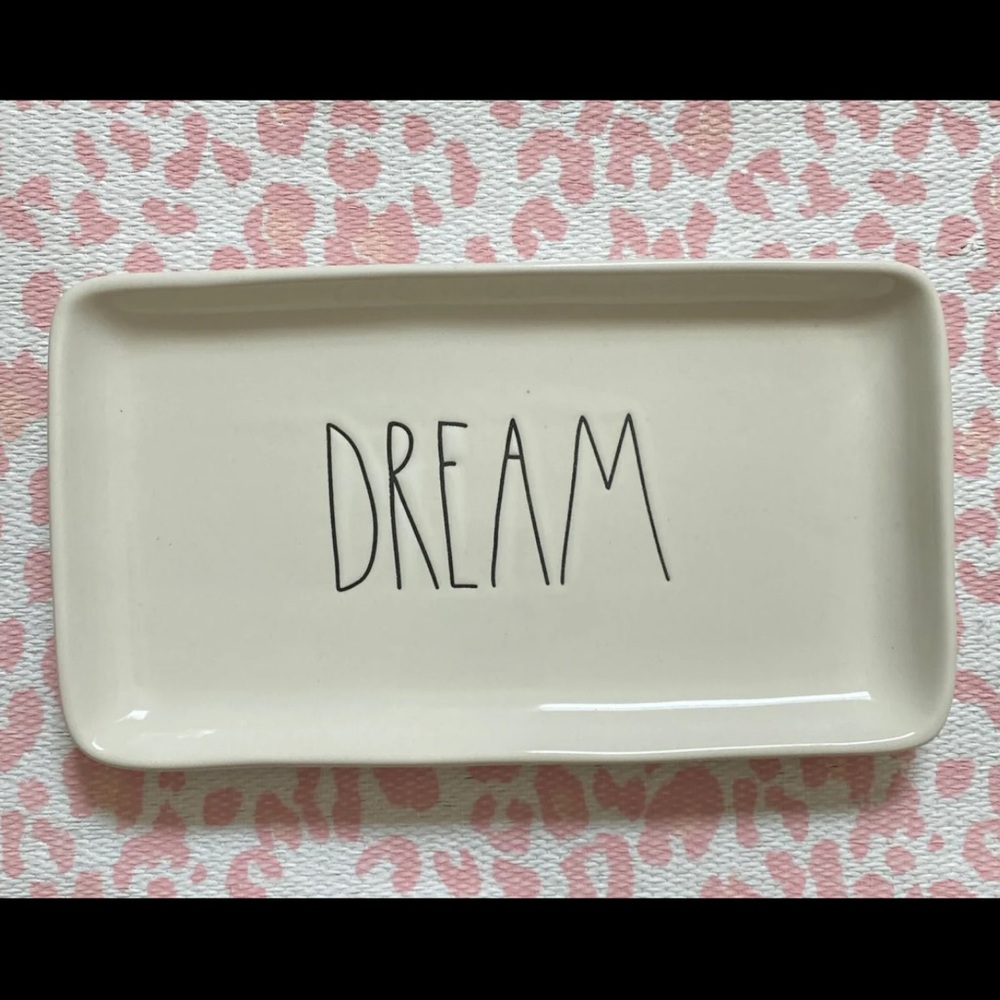Rae Dunn Dream plate